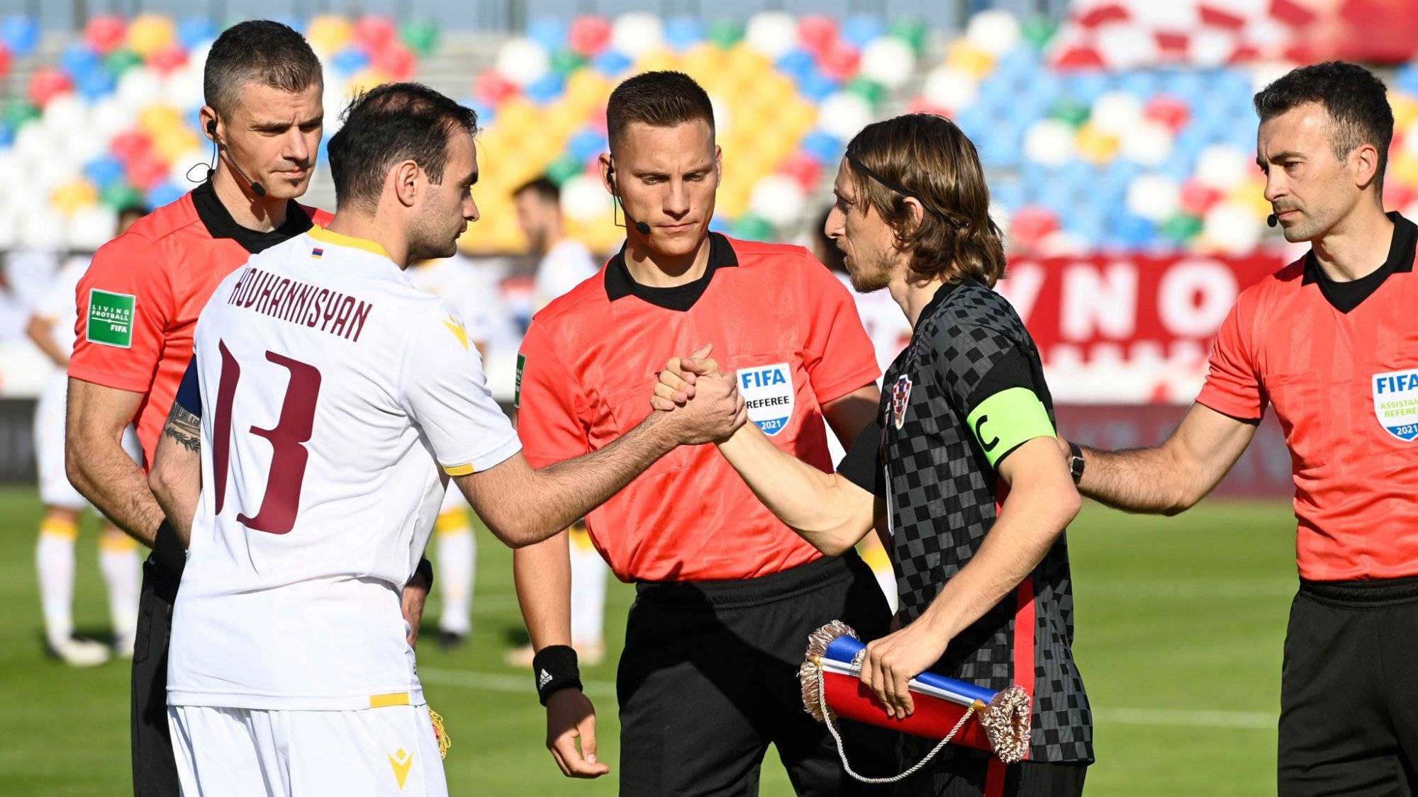 法国豪门连战连胜，正在走向巅峰的简单介绍